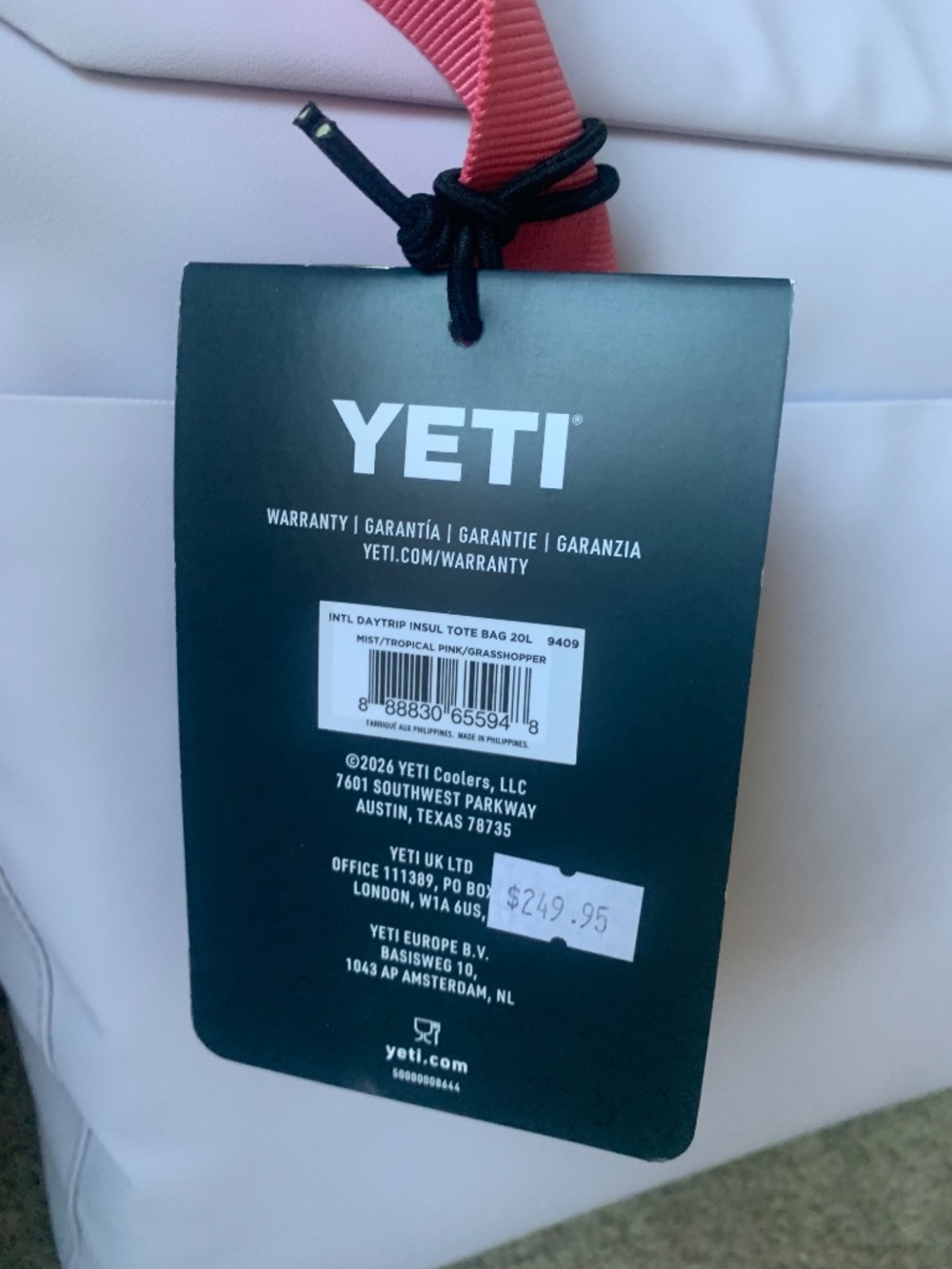 YETI TOTE - Picture 10 of 14